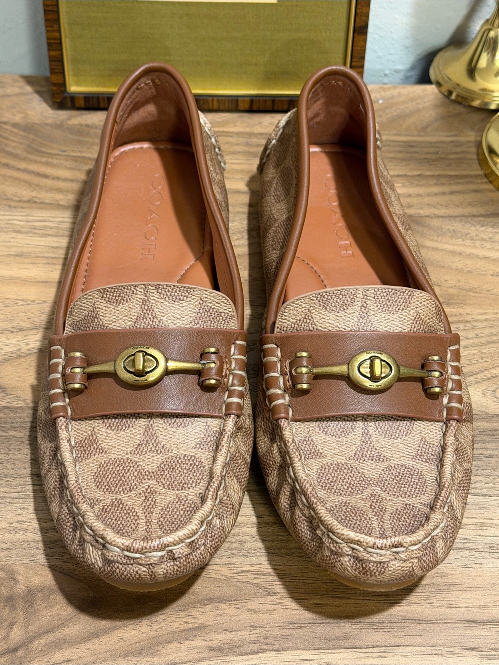 Coach 7.5B Signature Crosby Turnlock Driver Loafer Flats Classic Preppy Office